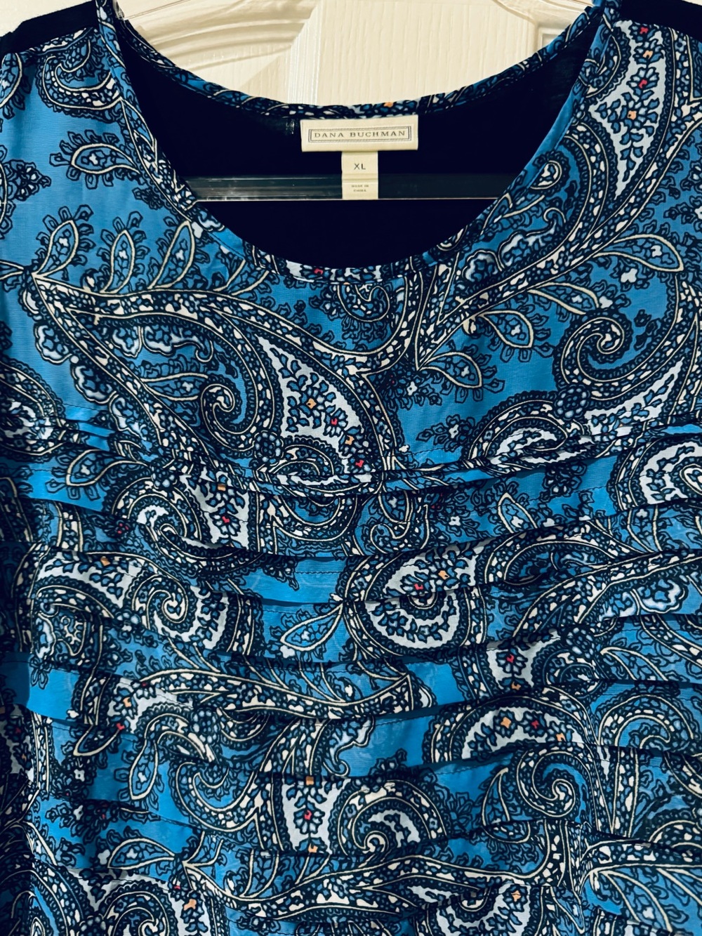 Dana Buchman Blue Paisley Sleeveless Blouse XL - Picture 2 of 4